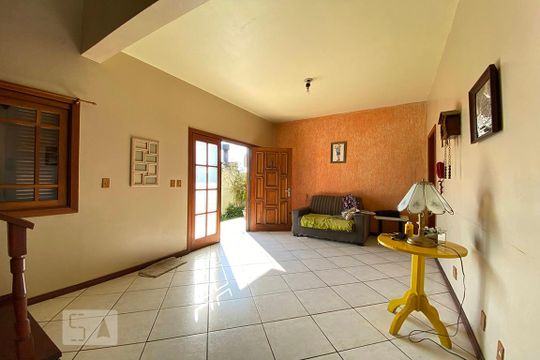 Sala de Estar de casa à venda com 4 quartos, 200m² em Rondônia, Novo Hamburgo