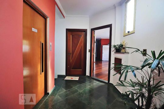 Hall de Entrada de apartamento à venda com 3 quartos, 150m² em Vila Gilda, Santo André