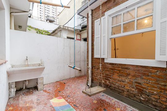 Casa de Condomínio para alugar com 2 quartos, 150m² em Ipiranga, São Paulo