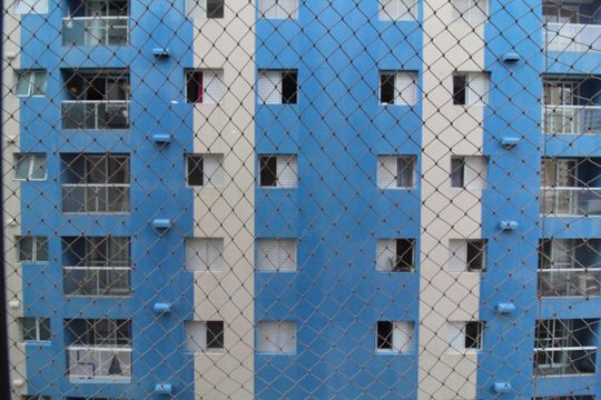 Vista sala de apartamento para alugar com 1 quarto, 45m² em Santo Antônio, São Caetano do Sul