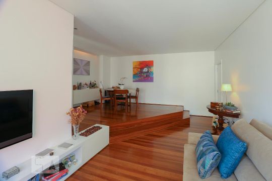 Sala de apartamento à venda com 2 quartos, 75m² em Itaim Bibi, São Paulo