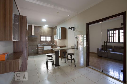 Cozinha de casa para alugar com 3 quartos, 950m² em Jardim Itaú, Ribeirão Preto