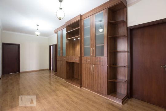 Sala íntima de casa para alugar com 3 quartos, 950m² em Jardim Itaú, Ribeirão Preto