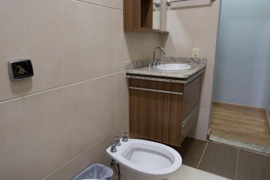 Banheiro da suíte 1 de casa para alugar com 3 quartos, 950m² em Jardim Itaú, Ribeirão Preto