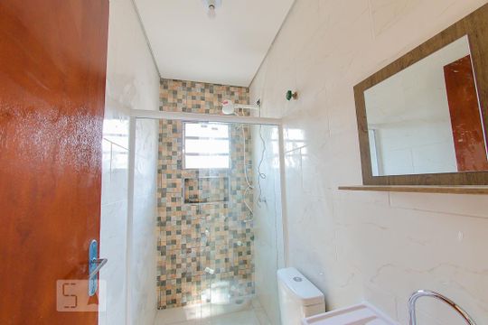 Banheiro de casa para alugar com 2 quartos, 85m² em Jardim São Paulo, Guarulhos