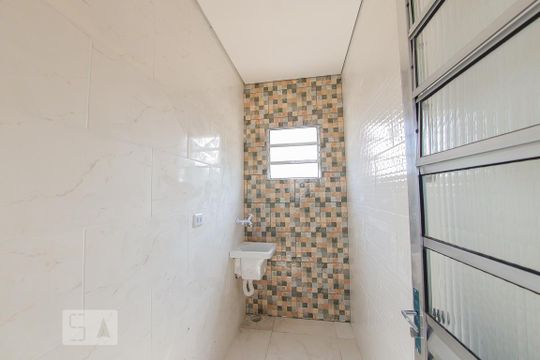Area de Serviço de casa para alugar com 2 quartos, 85m² em Jardim São Paulo, Guarulhos