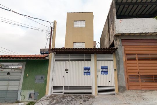 Fachada da casa de casa à venda com 3 quartos, 120m² em Jardim São Paulo, Guarulhos