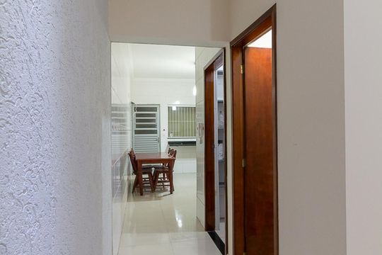 Corredor de casa à venda com 3 quartos, 120m² em Jardim São Paulo, Guarulhos