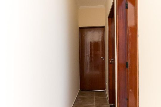 Corredor de casa à venda com 3 quartos, 120m² em Jardim São Paulo, Guarulhos