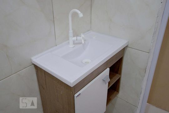 Banheiro Social de casa para alugar com 2 quartos, 99m² em Vila Gumercindo, São Paulo