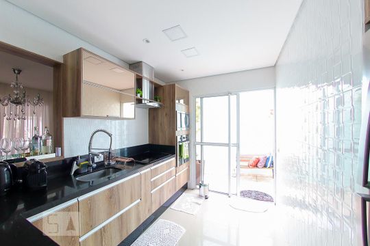 Cozinha de casa à venda com 6 quartos, 480m² em Vila Maria Alta, São Paulo