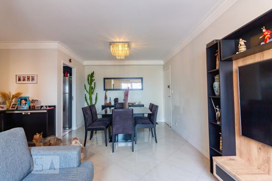 Sala de apartamento à venda com 3 quartos, 75m² em Jaguaribe, Osasco