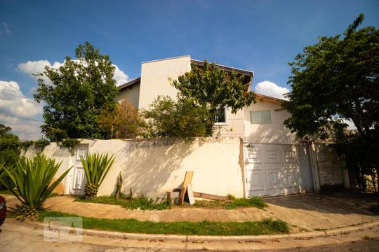 Fachada de casa à venda com 3 quartos, 233m² em Residencial Vitoria Ropole, Campinas