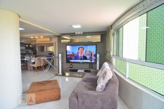 Sala de apartamento à venda com 3 quartos, 156m² em Centro, Canoas