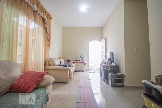 Sala de casa à venda com 2 quartos, 160m² em Vila Gustavo, São Paulo