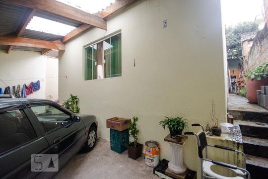 Fachada de casa para alugar com 2 quartos, 160m² em Vila Gustavo, São Paulo