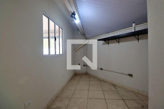 Depósito - Garagem de casa de condomínio à venda com 3 quartos, 235m² em Vila Guiomar, Santo André
