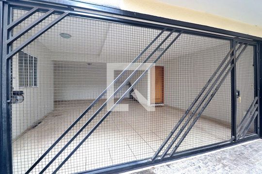 Fachada do bloco de casa de condomínio à venda com 3 quartos, 235m² em Vila Guiomar, Santo André