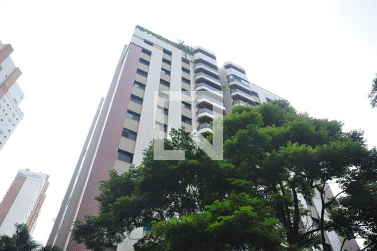 Fachada de apartamento para alugar com 3 quartos, 121m² em Vila Andrade, São Paulo