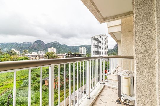 Varanda de apartamento à venda com 1 quarto, 36m² em Jacarepaguá, Rio de Janeiro