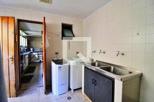 Área de Serviço de casa à venda com 4 quartos, 322m² em Vila Homero Thon, Santo André