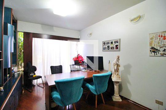 Escritório de casa à venda com 4 quartos, 322m² em Vila Homero Thon, Santo André