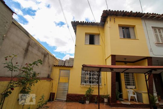 Fachada de casa de condomínio à venda com 4 quartos, 340m² em Quarta Parada, São Paulo