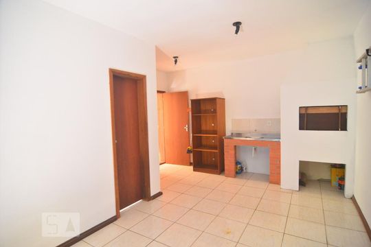 Garagem de casa à venda com 2 quartos, 300m² em Estância Velha, Canoas