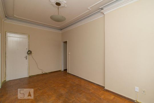 Sala de apartamento para alugar com 2 quartos, 80m² em Madureira, Rio de Janeiro