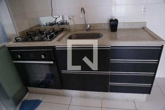 Cozinha de apartamento para alugar com 2 quartos, 49m² em Vila Pirituba, São Paulo