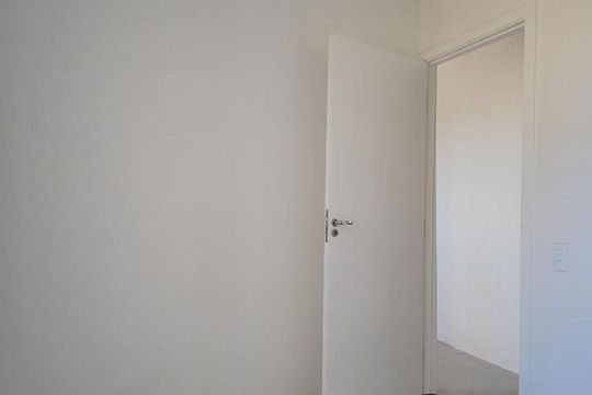 Quarto 1 de apartamento à venda com 2 quartos, 40m² em Rubem Berta, Porto Alegre