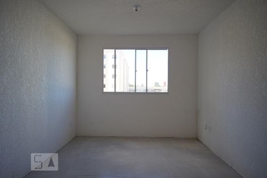 Apartamento à venda com 2 quartos, 40m² em Rubem Berta, Porto Alegre