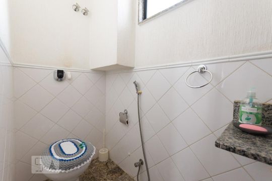 Lavabo de casa de condomínio à venda com 4 quartos, 256m² em Tijuca, Rio de Janeiro