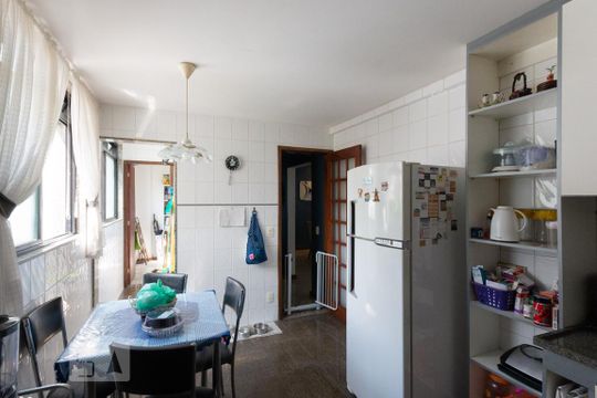Cozinha de casa de condomínio à venda com 4 quartos, 256m² em Tijuca, Rio de Janeiro