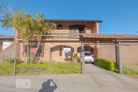 Fachada da Casa de casa para alugar com 6 quartos, 500m² em Jardim Carvalho, Porto Alegre