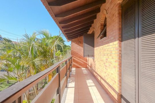Varanda da Suíte de casa para alugar com 6 quartos, 500m² em Jardim Carvalho, Porto Alegre