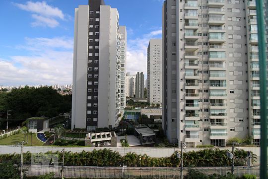 Vista da varanda da sala  de apartamento para alugar com 2 quartos, 60m² em Vila Anastácio, São Paulo