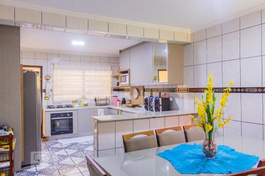 Cozinha de casa à venda com 4 quartos, 188m² em Parque Capuava, Santo André
