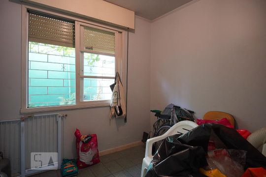 Quarto de Serviço de casa à venda com 5 quartos, 340m² em Jardim Itu Sabará, Porto Alegre