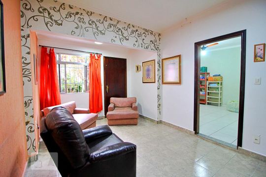 Casa à venda com 3 quartos, 540m² em Parque João Ramalho, Santo André