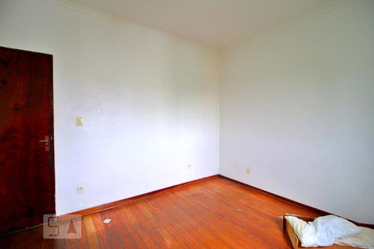 Quarto 1 de casa à venda com 3 quartos, 540m² em Parque João Ramalho, Santo André