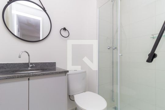 Banheiro  de apartamento à venda com 2 quartos, 47m² em Vila Mariana, São Paulo