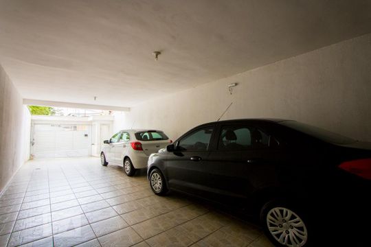 Garagem de apartamento para alugar com 2 quartos, 93m² em Vila Tibiriçá, Santo André