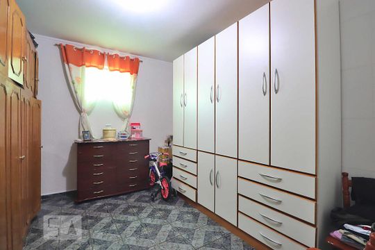 Quarto 2 de casa à venda com 2 quartos, 216m² em Jardim das Maravilhas, Santo André