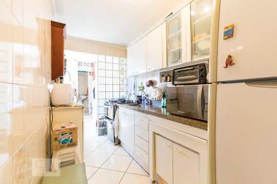 Cozinha de apartamento à venda com 3 quartos, 78m² em Vila Campestre, São Paulo