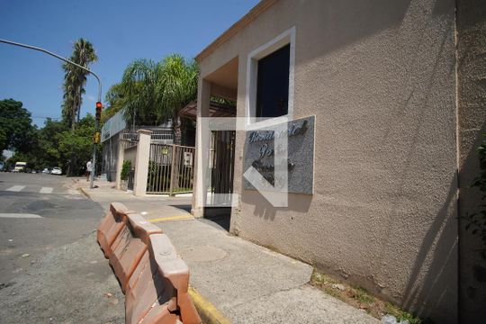 Fachada de apartamento à venda com 1 quarto, 62m² em Itu Sabará , Porto Alegre