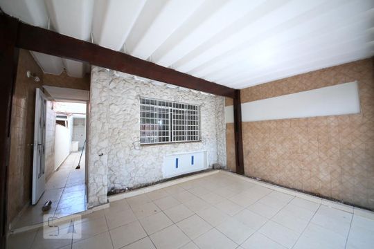 Garagem de casa para alugar com 2 quartos, 76m² em Vila Cordeiro, São Paulo