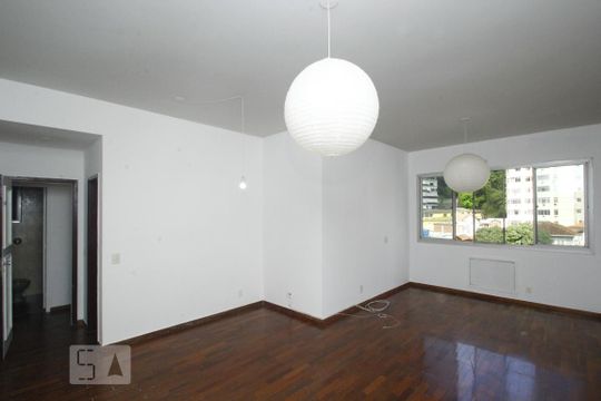 Apartamento para alugar com 3 quartos, 113m² em Laranjeiras, Rio de Janeiro