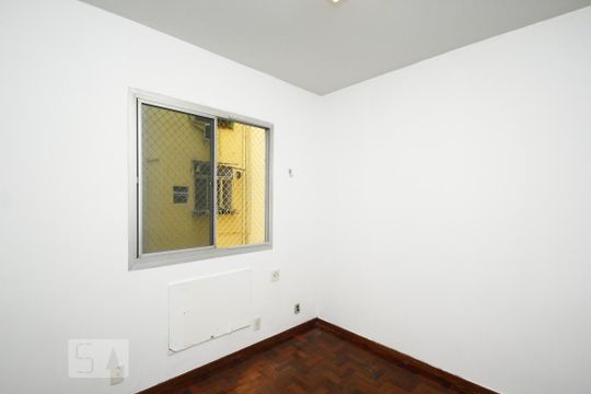 Quarto 3 de apartamento para alugar com 3 quartos, 113m² em Laranjeiras, Rio de Janeiro