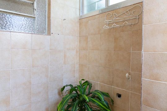 Área de Serviço de apartamento à venda com 2 quartos, 63m² em Rio Branco, Porto Alegre